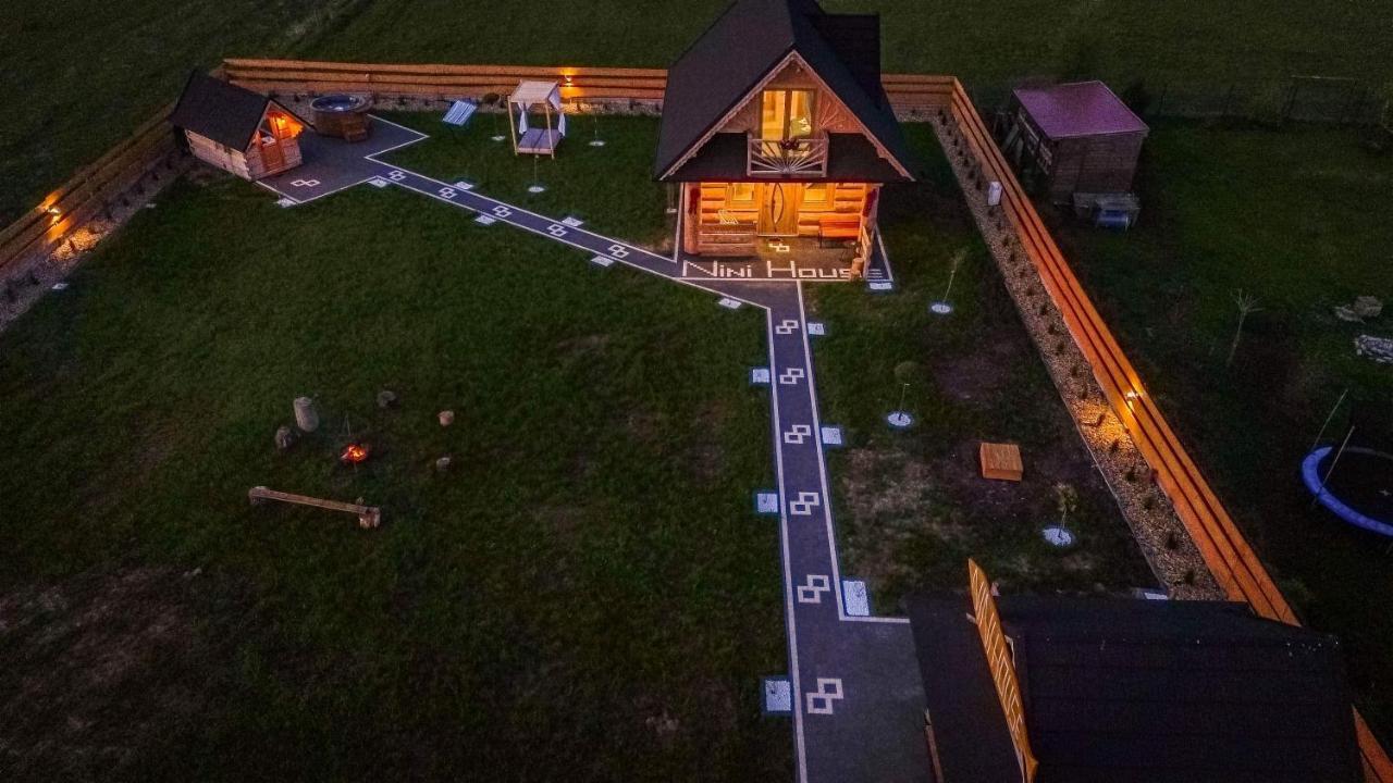 Nini House Dudki Villa *